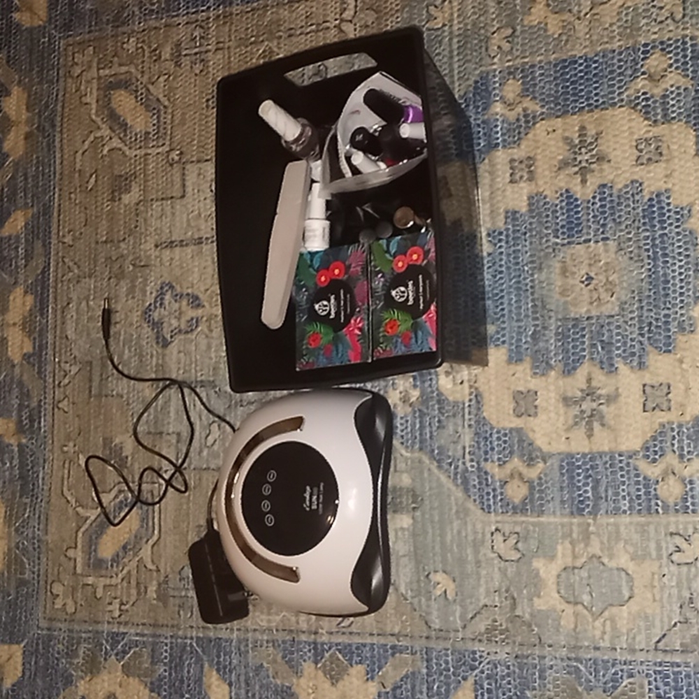 20+ gel and regular nail polishes and UV dryer lamp